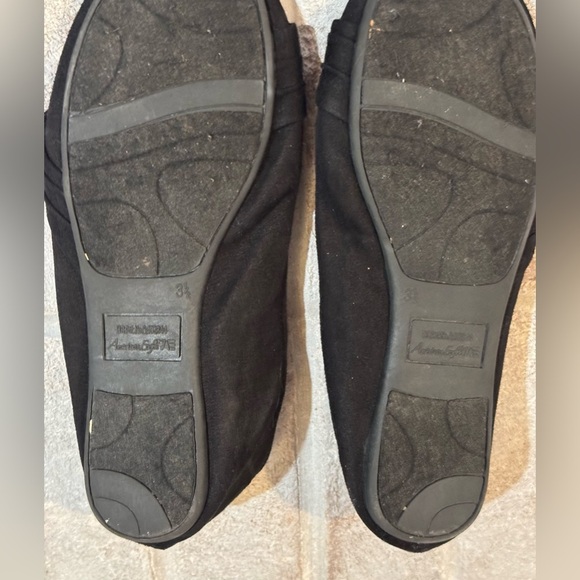 Flats​ - Picture 4 of 6